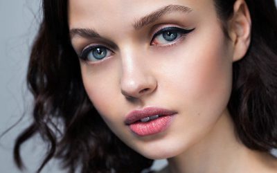 Agrandá tu mirada con estos 3 secretos de maquillaje.